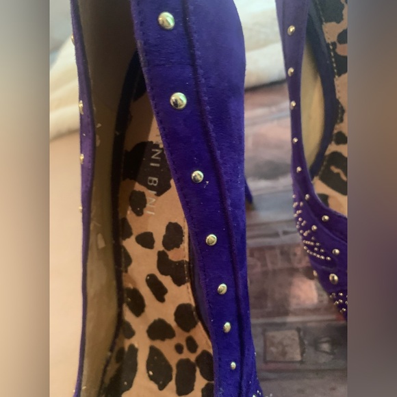 Gianni Bini Studded Purple Suede Heels - Picture 9 of 9